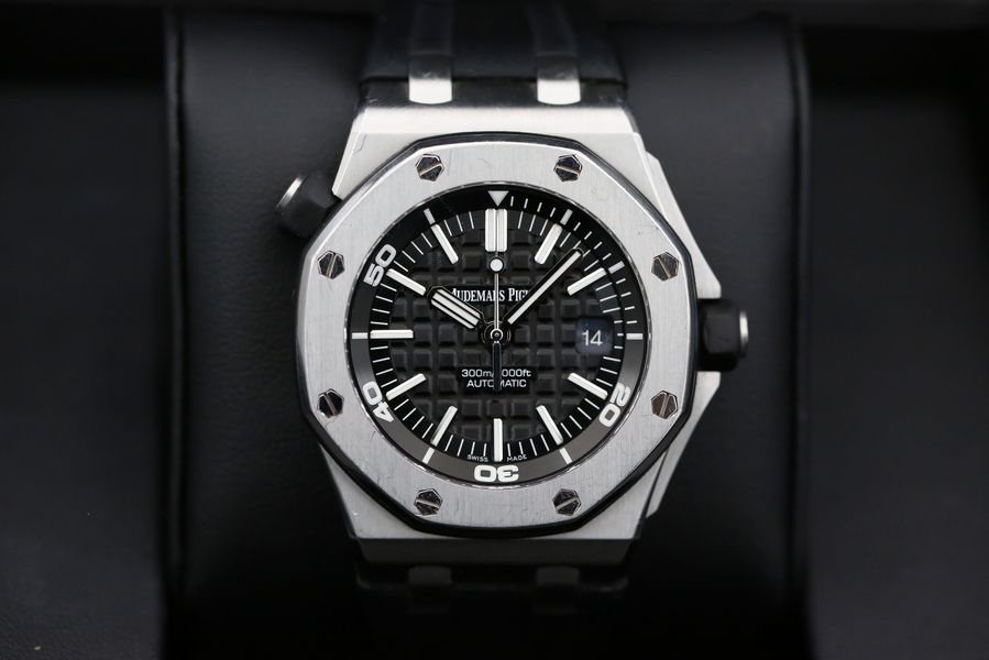 Audemars Piguet Royal Oak Offshore 15703ST.OO.A002CA.01